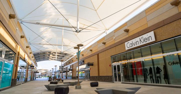 Image for Outlet Collection at Niagara with ID of: 4083563