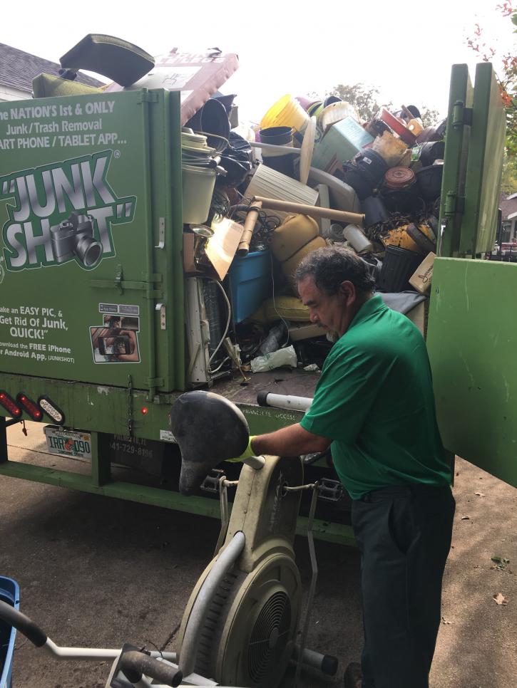Image for Junk Shot Junk Removal with ID of: 4107792