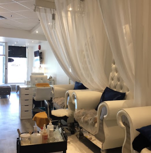 Image for Pure Luxe Aesthetics with ID of: 4198793