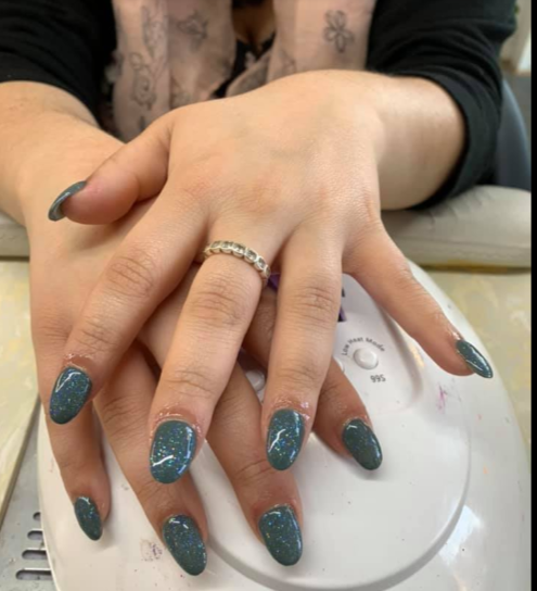 Image for Van Nails with ID of: 4207198