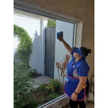 Image for HouseMaids with ID of: 4209559