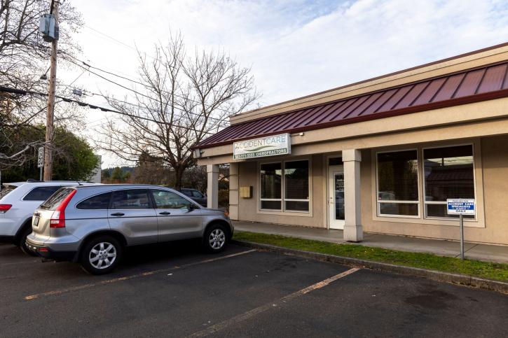 Image for Accident Care Chiropractic with ID of: 4302981