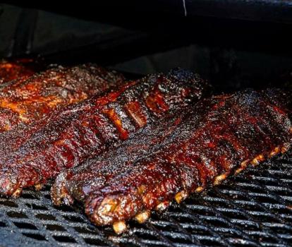 Image for Smokin Chicks Got Wood BBQ with ID of: 4335206