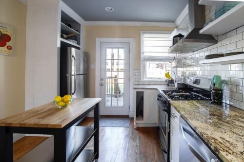 Image for Stainless Housekeeping with ID of: 4346496