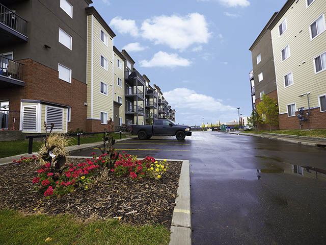 Image for Elizabeth Gardens Apartments with ID of: 4376603