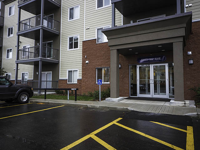 Image for Elizabeth Gardens Apartments with ID of: 4376608