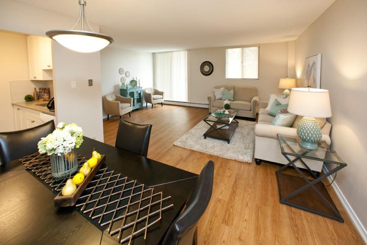 Image for 420 Wellington Park Towers with ID of: 4376884