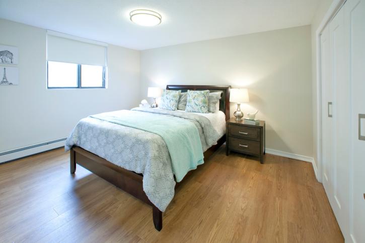Image for 420 Wellington Park Towers with ID of: 4376889