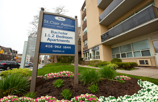 Image for 300 St. Clair Avenue West with ID of: 4377033