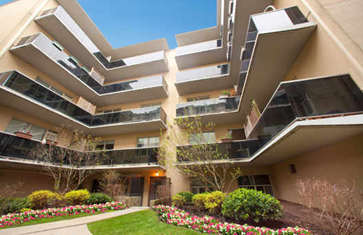 Image for 300 St. Clair Avenue West with ID of: 4377039