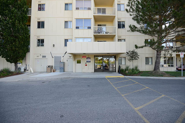 Image for Riverbend Tower Apartments with ID of: 4377762