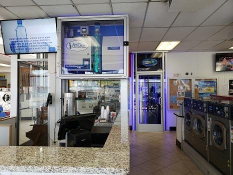 Image for Super Suds Laundromat & Wash and Fold with ID of: 4381030