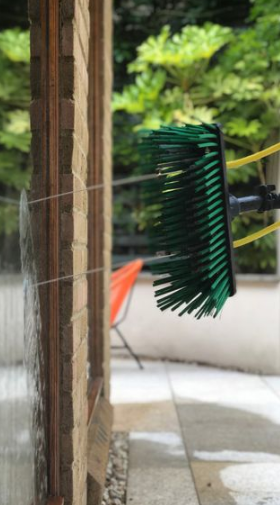 Image for Dolboss 31 Window Cleaning with ID of: 4419869