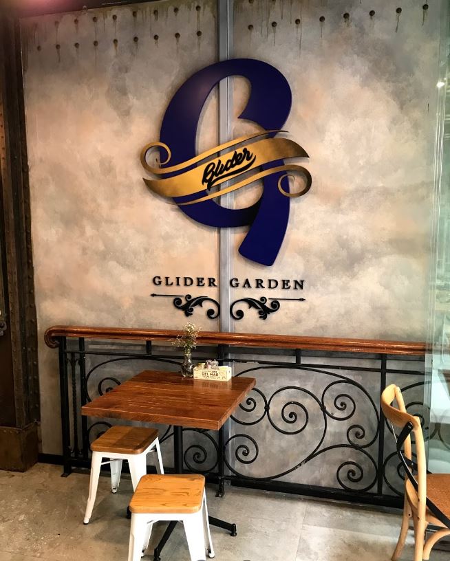 Image for Glider Garden Bistro with ID of: 4697117