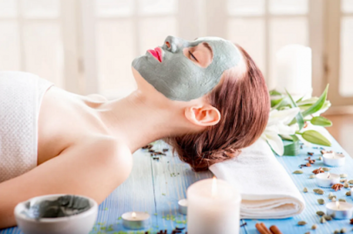 Image for Off Whyte Skin Care Studio with ID of: 4907909