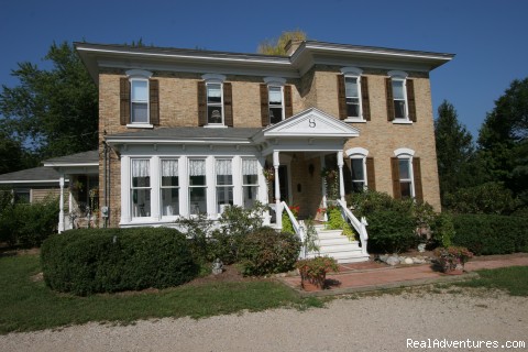 Image for located on 11 wooded acres with ID of: 496284