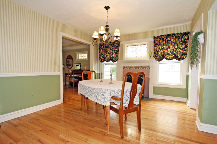 Image for A Spectacular Location! with ID of: 496425