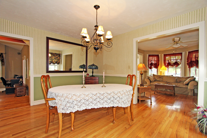 Image for A Spectacular Location! with ID of: 496426