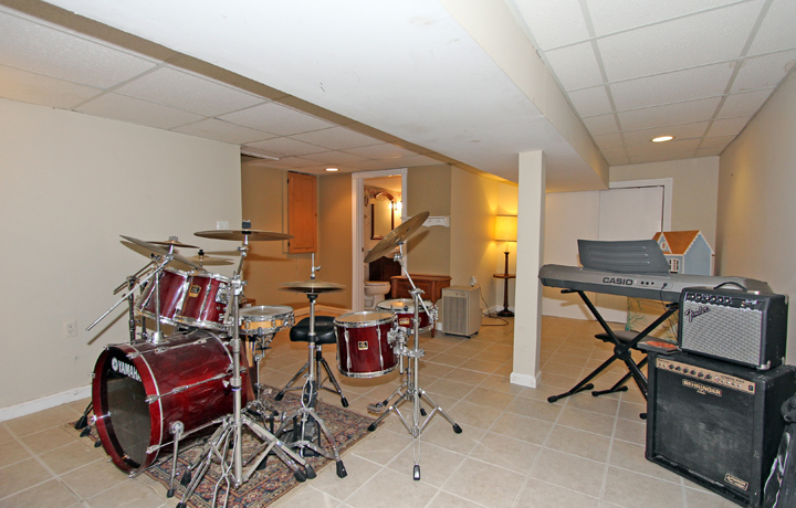 Image for A Spectacular Location! with ID of: 496455