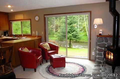 Mt. Rainier Cabins At Three Bears Lodge - Vacation Rentals - Seattle, WA