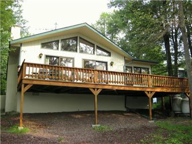 Image for Lakefront 2 BR Chalet with ID of: 504849