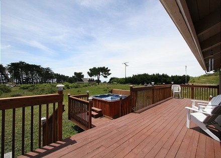 Image for /*/Provides a great place for entertaining with ID of: 508366