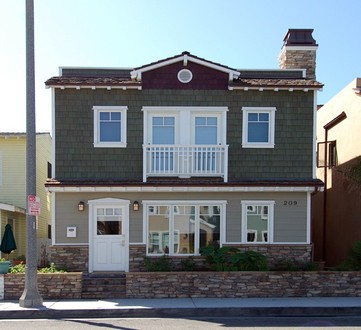 Image for Luxury tri-level 5BD/4BA single family home with ID of: 514352