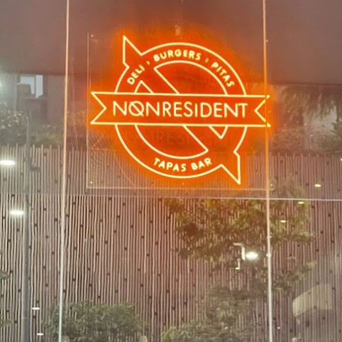 Image for Non Resident with ID of: 5459143