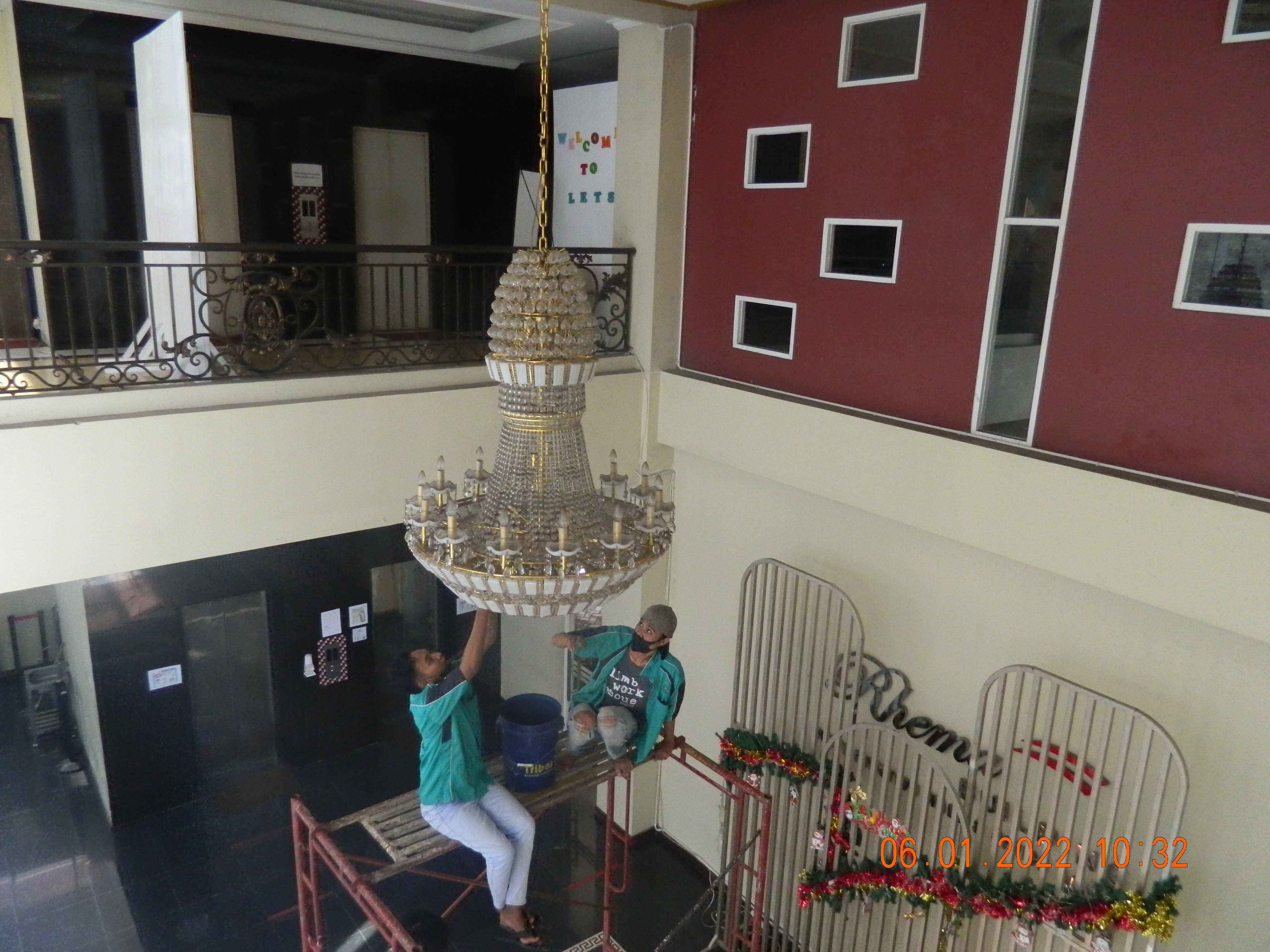 Image for cuci lampu kristal 085882578325 with ID of: 5524600