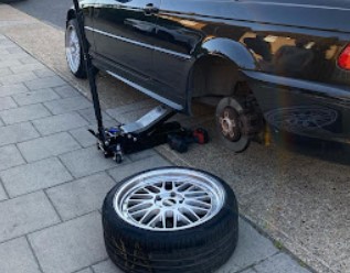 Image for Dee's Rapid Tyres Mobile Tyres with ID of: 5561476
