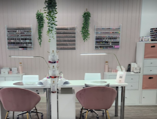 Image for Beauty Studio 2 Triple 4 with ID of: 5779082