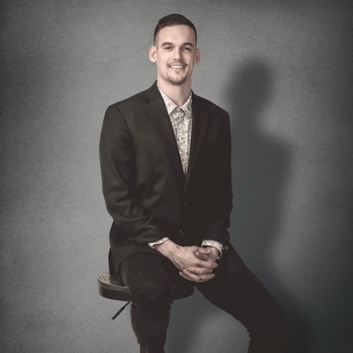 Image for Zach Midwood with ID of: 5931447
