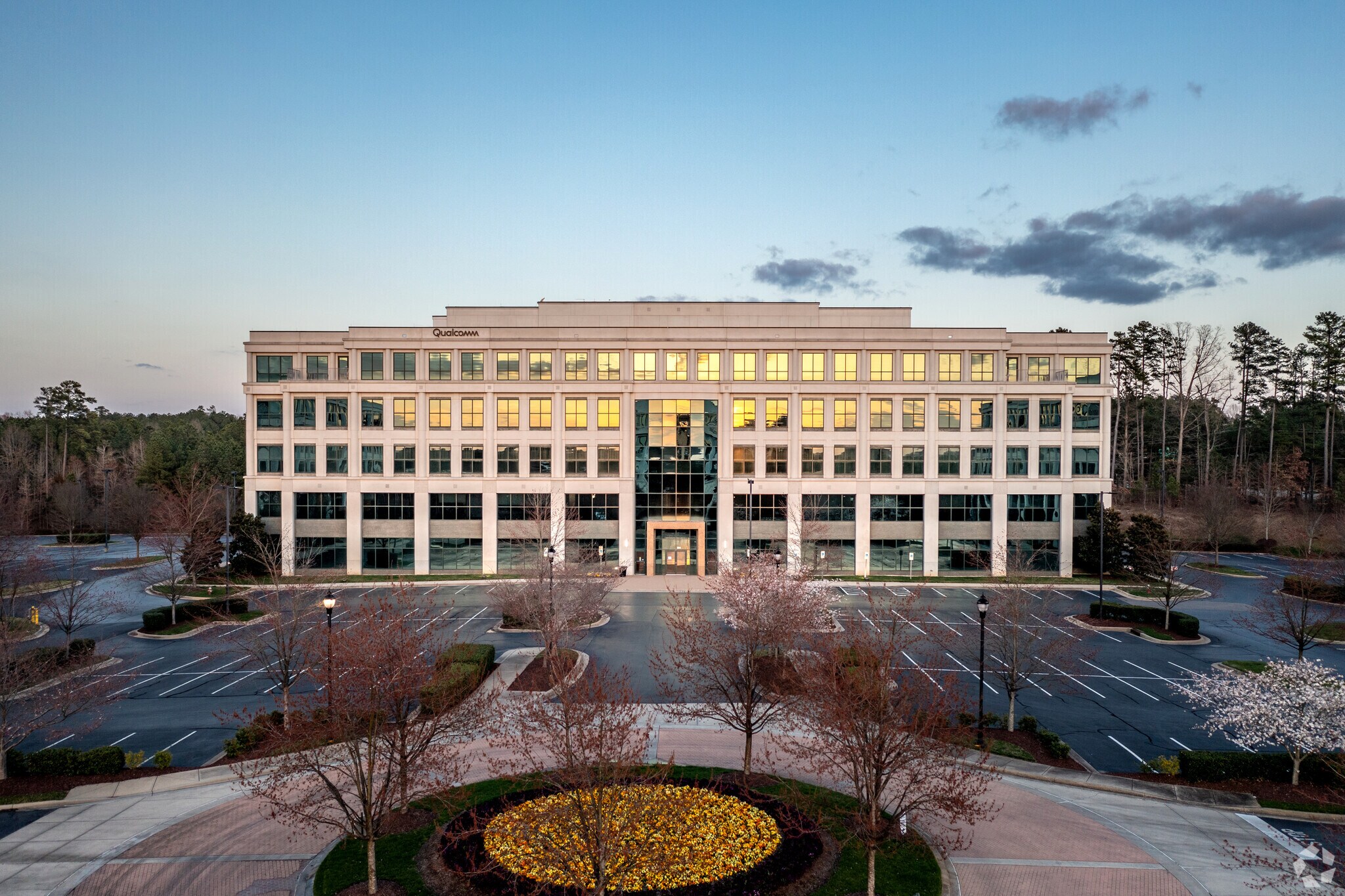 Image for Business Impact Center with ID of: 5960626