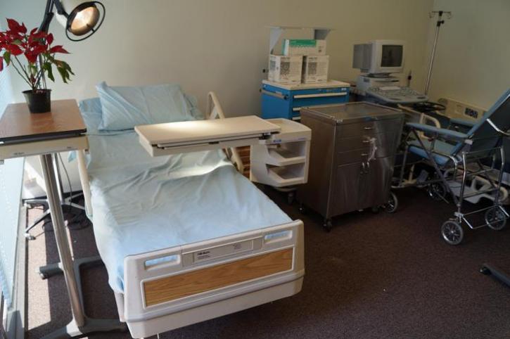 Image for Hill Rom Advance Series Hospital Bed - Riverside with ID of: 4399936