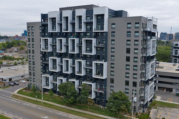 Image for Trio On Belmont-A with ID of: 4412531