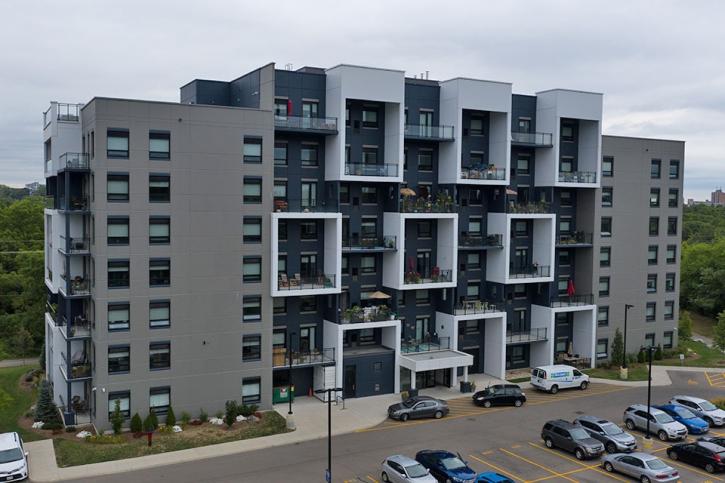 Image for Trio On Belmont-A with ID of: 4412537