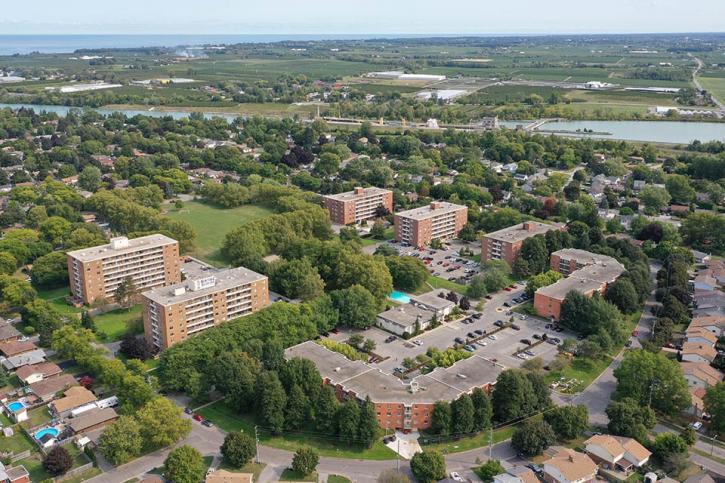 Image for St. Lawrence Village with ID of: 4445754