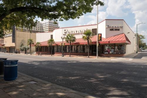 Image for Penner's with ID of: 4469473