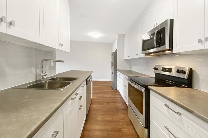 Image for Pembridge Square Apartments with ID of: 3978558