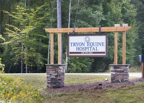 Image for Tryon Equine Hospital with ID of: 4507790