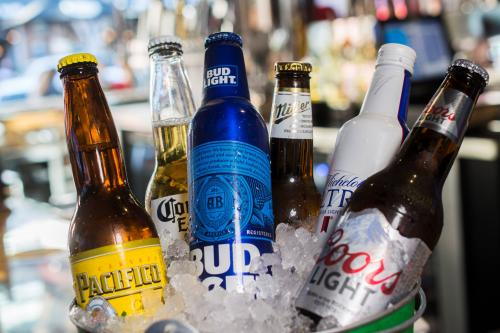 Image for Cold Beers & Cheeseburgers with ID of: 4549828
