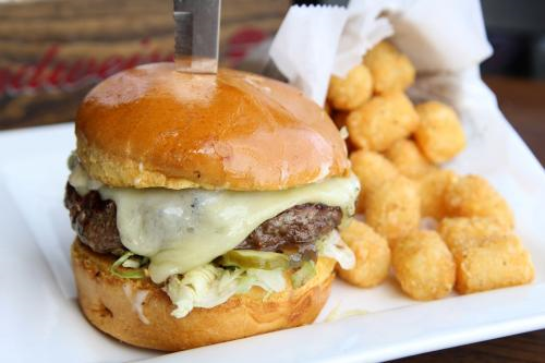 Image for Cold Beers & Cheeseburgers with ID of: 4552969