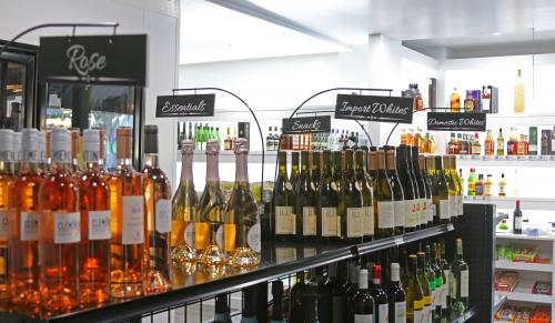 Image for Juicefly Wine & Spirits | Alcohol Delivery with ID of: 4680866
