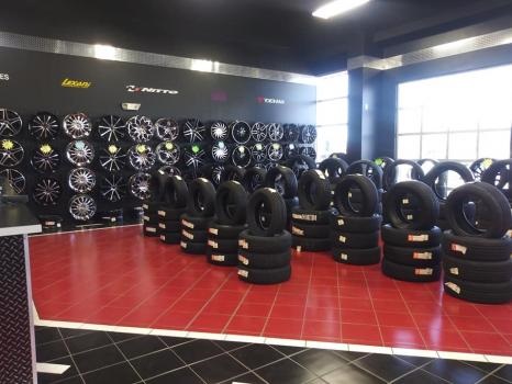 Image for RNR Tire Express with ID of: 4705087