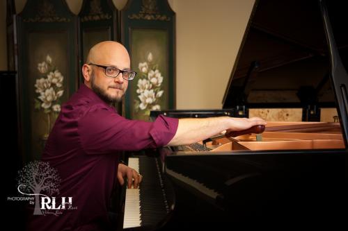Image for Moore Piano with ID of: 2233830
