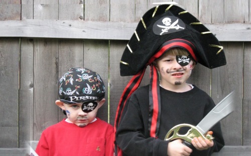 Image for Pirate Voyages with ID of: 4872363