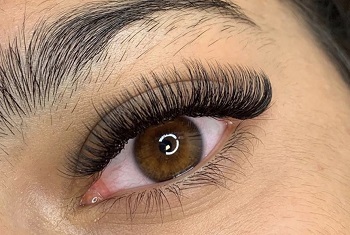 Image for The Glam Life Beauty Bar with ID of: 4893076