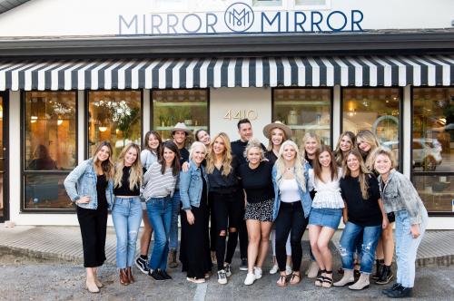 Image for Mirror Mirror Salon with ID of: 4893488