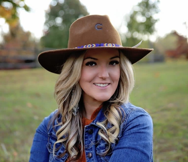 Image for Ashley Behrens with ID of: 6112567