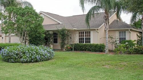 Image for Tropical Roofing Services LLC with ID of: 4946049